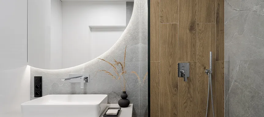 Simple Halogen Lighting for Bathroom POP Ceiling Design