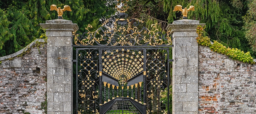 Black and Gold Main Iron Gate Colour Combination