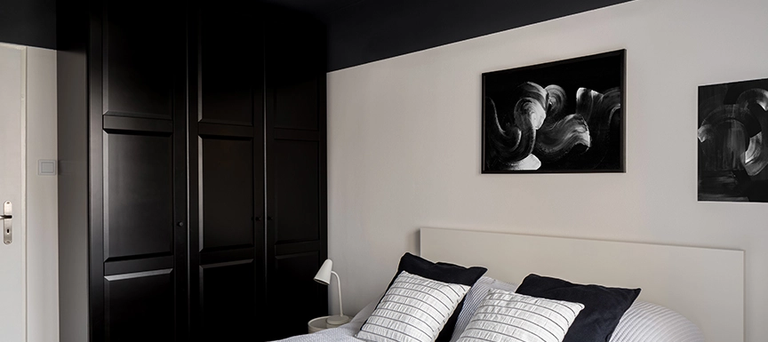 Black Ceiling Colour for Bedroom
