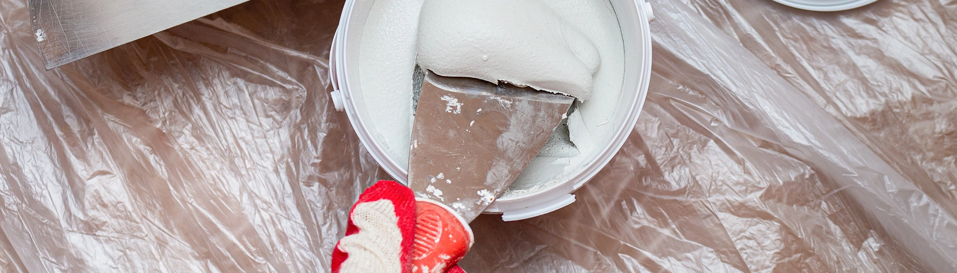 How to Seal Cracks in Walls – Expert Tips for a Smooth Finish