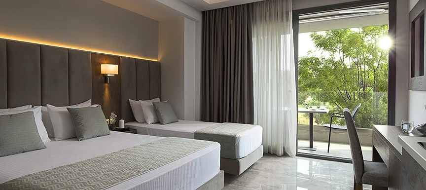 Green and Beige Curtain Ideas for the Drawing Room with Natural Accents