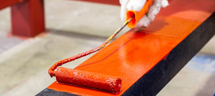 How Do Latex and Enamel Paints Compare For Home Use?