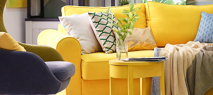 What are the Best Small Bedroom Decor Ideas for Comfort And Elegance?