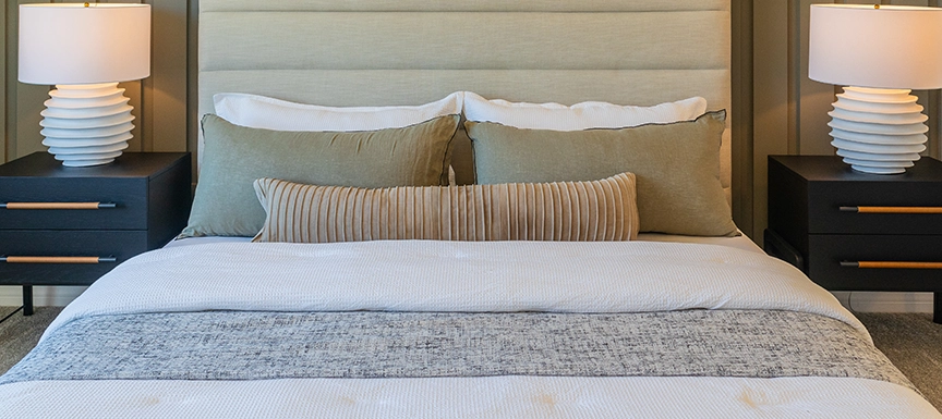 How Far Should the Bed Be from Walls