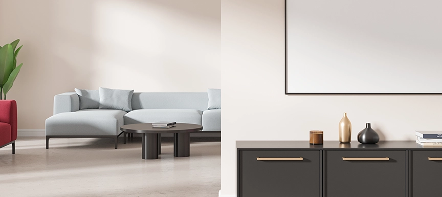 Should You Use Paintings, Photo Frames, Mirrors, or Wall Hangings?