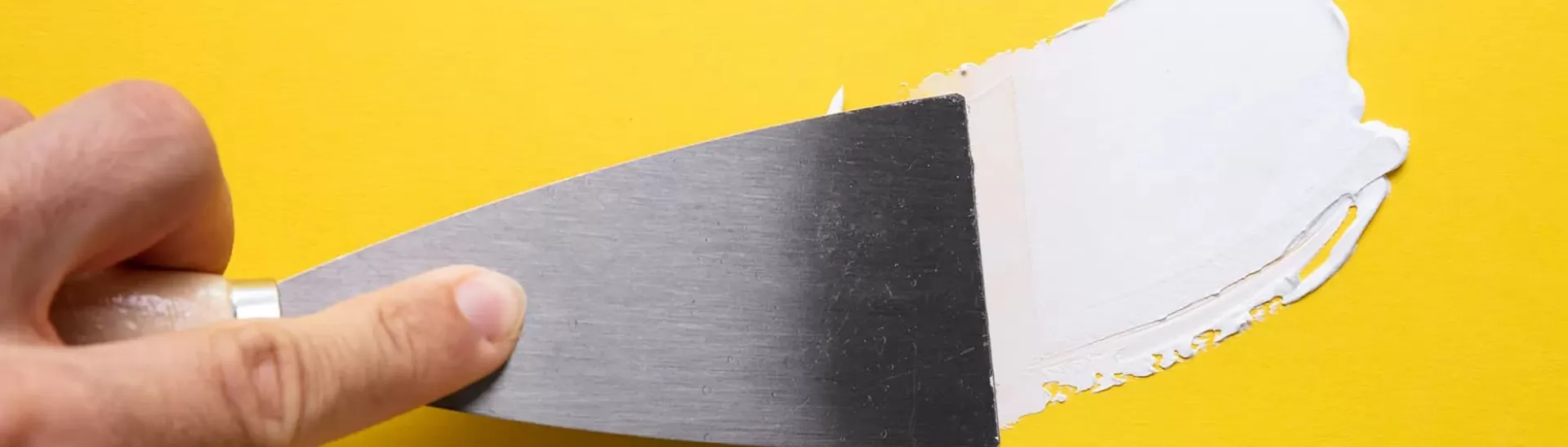 What is wall putty & how to use it the best way?