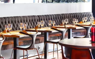 Top Interior Design for Restaurant Ideas: Simple, Stylish & Low-Budget Décor Tips 