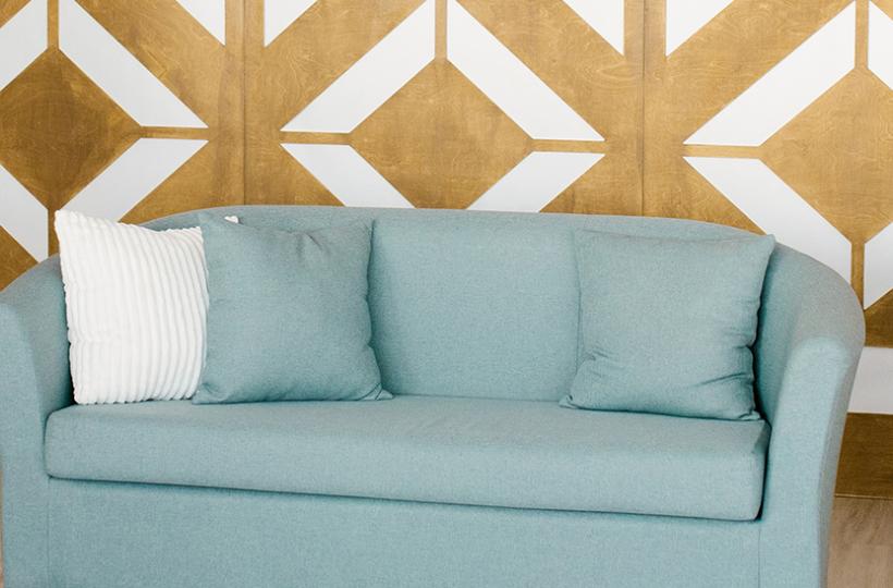 Designing a Geometric Accent Wall: A Step-by-Step Guide with Tips and Tricks 