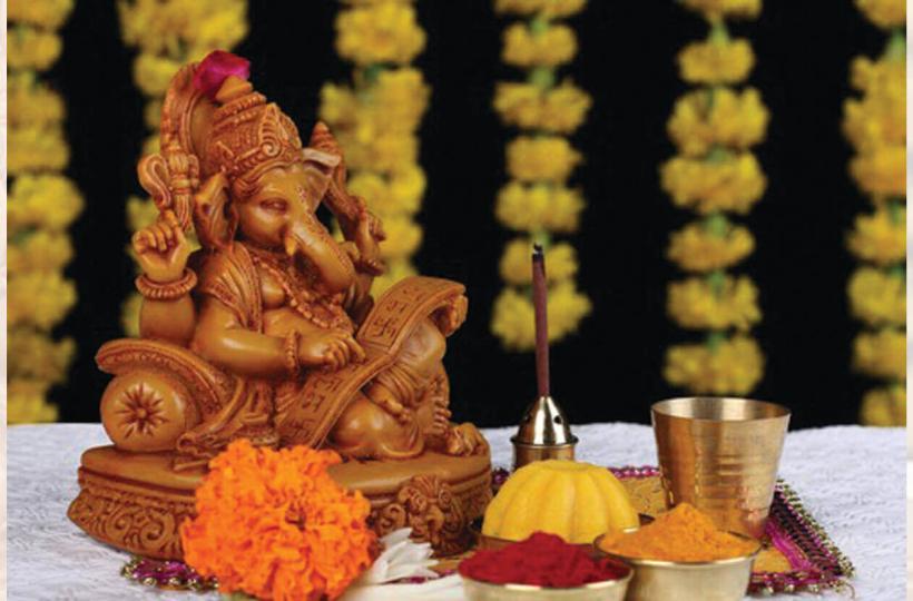 Welcome Ganesha to A Decked Up Room with These Home Decor Tips
