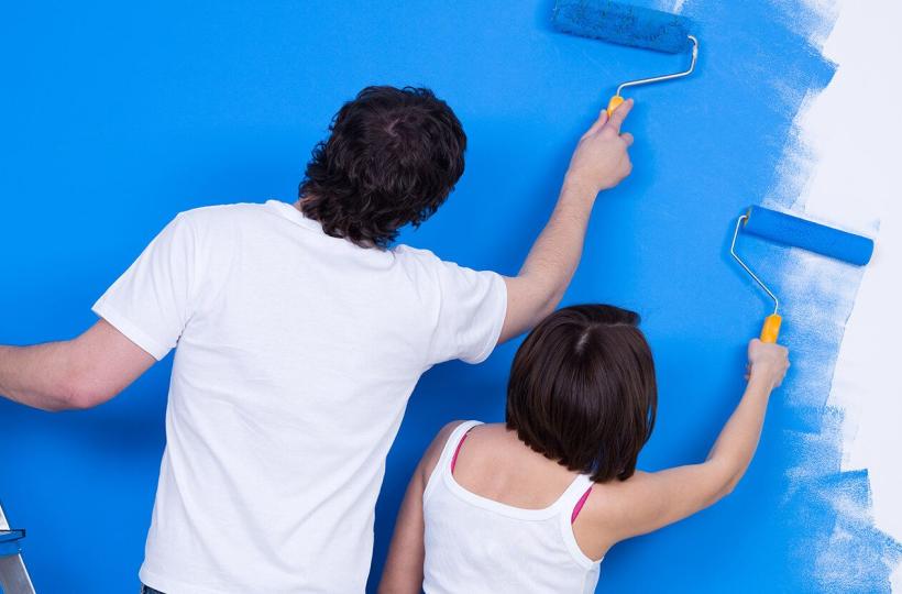 How to Paint a Wall Yourself with 10 Easy Steps