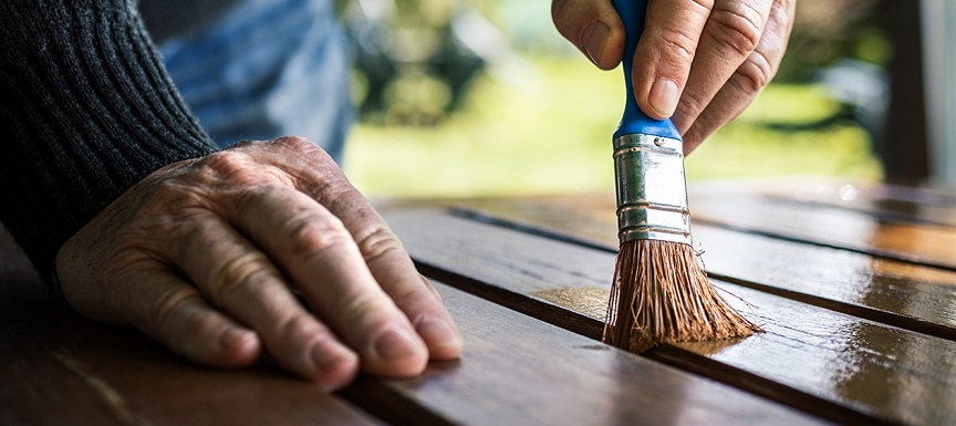 Steps to Paint Wooden Doors and Tables